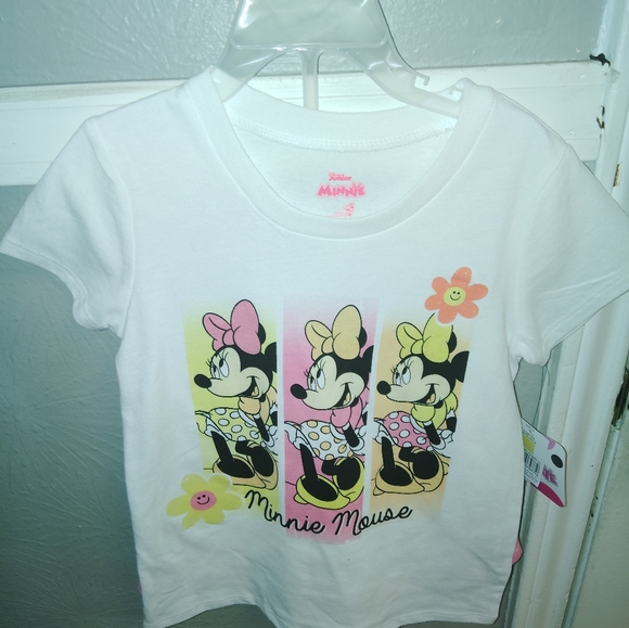 Lil girls outfits size 5/6 7 of them - Picture 2 of 12